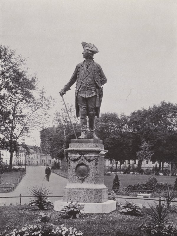 Potsdam, monument till Friedrich Des Grossen (s/v foto) av Photographer German