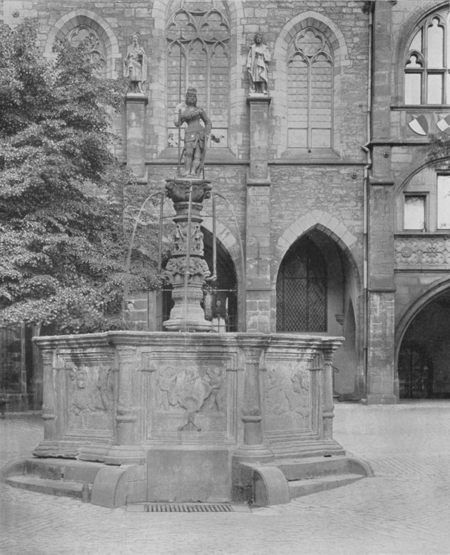 Rolandsbrunnen (s/v foto) av Photographer German