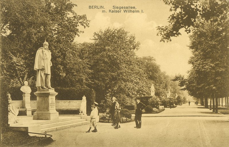 Siegesallee och staty av Kaiser Wilhelm I, Berlin (s/v foto) av Photographer German