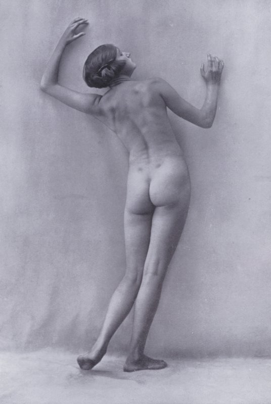 The Body Beautiful, Physical Culture for Women (s/v foto) av Photographer German