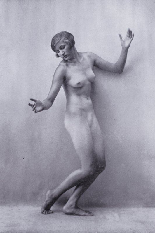 The Body Beautiful, Physical Culture for Women (s/v foto) av Photographer German