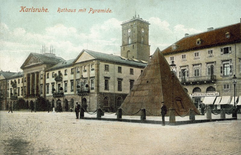 Rådhus och pyramid, Karlsruhe, Tyskland (färgfoto) av Photographer German