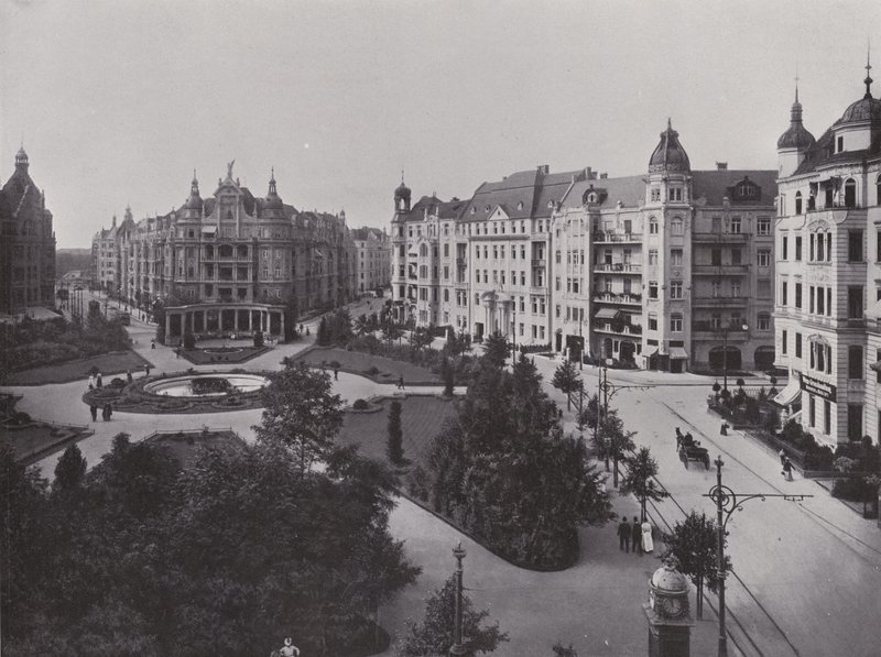 Viktoria Luise-Platz (s/v foto) av Photographer German