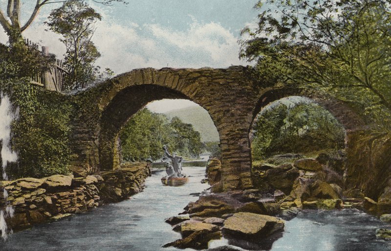 Sydirland: The Old Weir Bridge (Shooting the Rapids), Killarney (färgad bild) av Photographer Irish