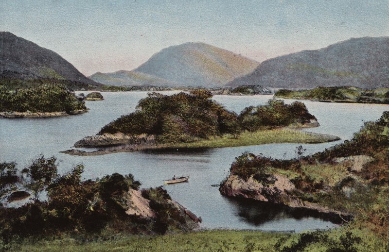 Sydirland: The Upper Lake, Killarney (färgat foto) av Photographer Irish