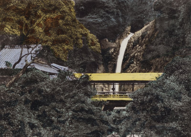 Japan, ca 1912: Nunobiki Waterfall är 43 fot högt, staden Kobe får tillgång till vatten från i höstas, Kobe (foto) av Photographer Japanese