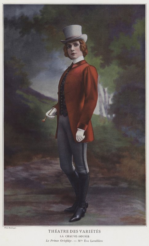Eve Lavalliere som prins Orlovsky i La Chauve-Souris (färgad bild) av Reutlinger Studio