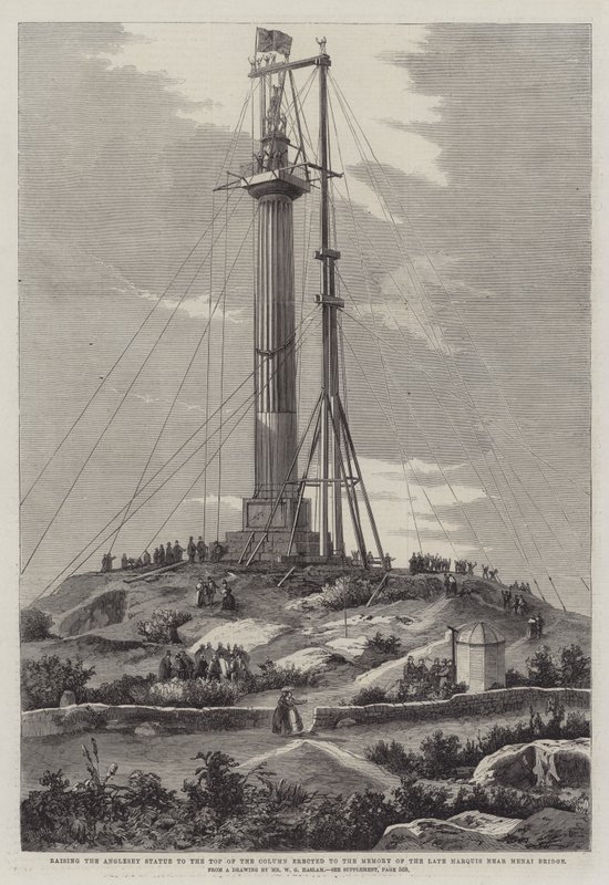 Att höja Anglesey-statyn till toppen av kolonnen rests till minnet av den sena markisen nära Menai Bridge av Richard Principal Leitch