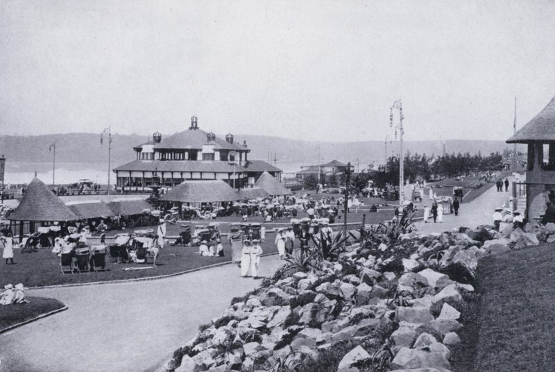 General View of Beach, Durban (s/v foto) av South African Photographer