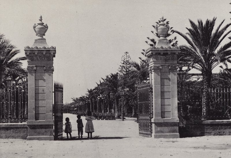 Cadiz: Entré till Genoves Park (s/v foto) av Spanish Photographer