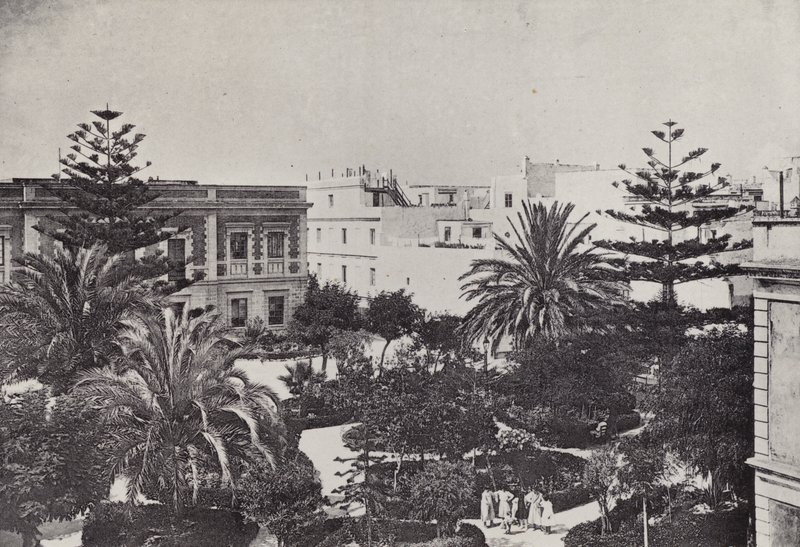 Cadiz: Plaza de la Reina (s/v foto) av Spanish Photographer