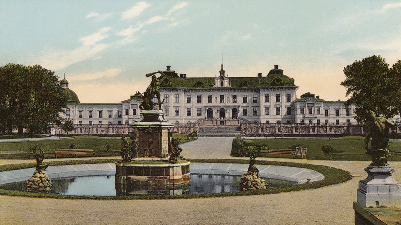 Stockholm: Drottningholms Slott (coloured photo) av Swedish Photographer