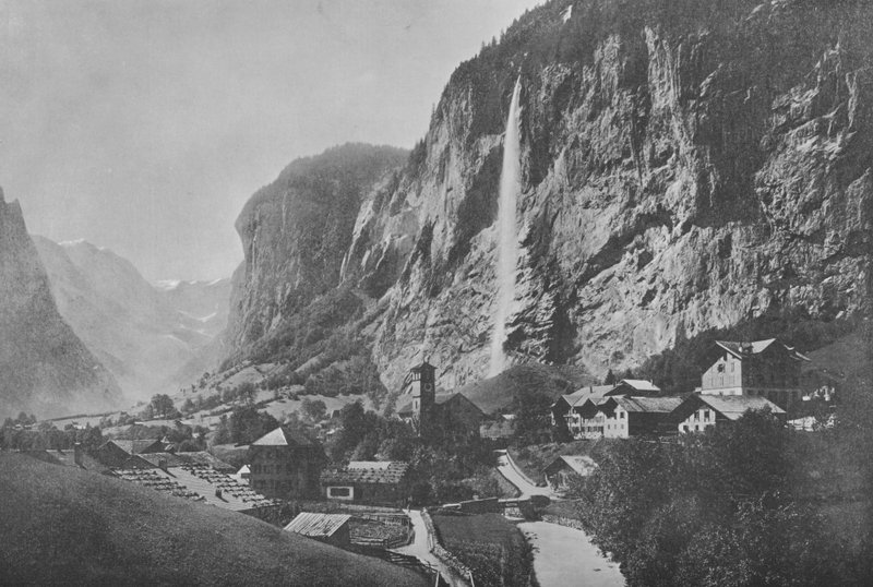 Lauterbrunnen, Cascade du Staubbach (s/v foto) av Swiss Photographer