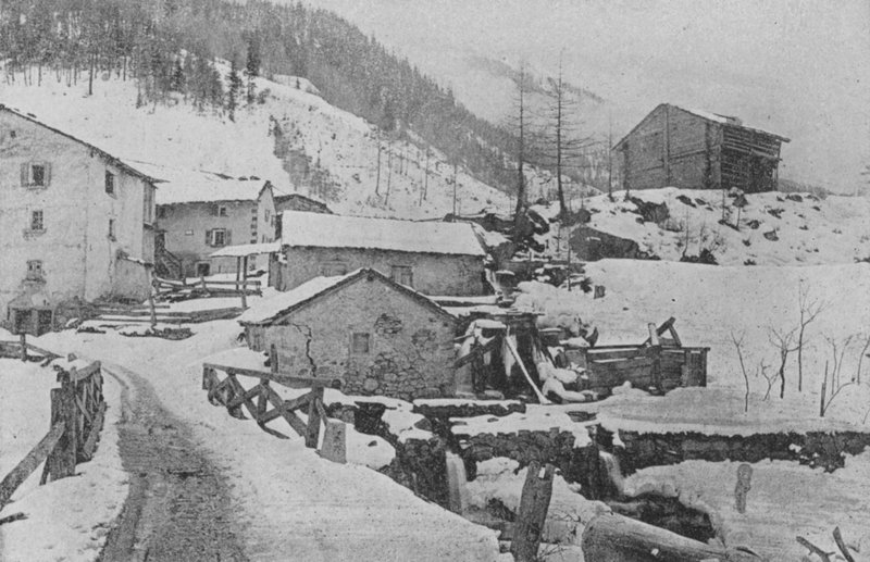 Byn Praz de Fort, Route du St-Bernard (s/v foto) av Swiss Photographer