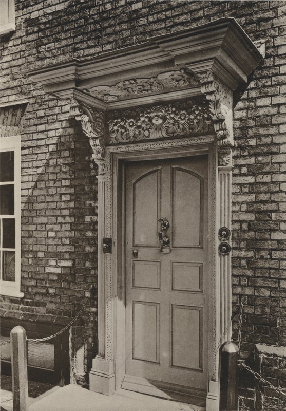 Doorway, West Street, Rye, Sussex (s/v foto) av William Galsworthy Davie