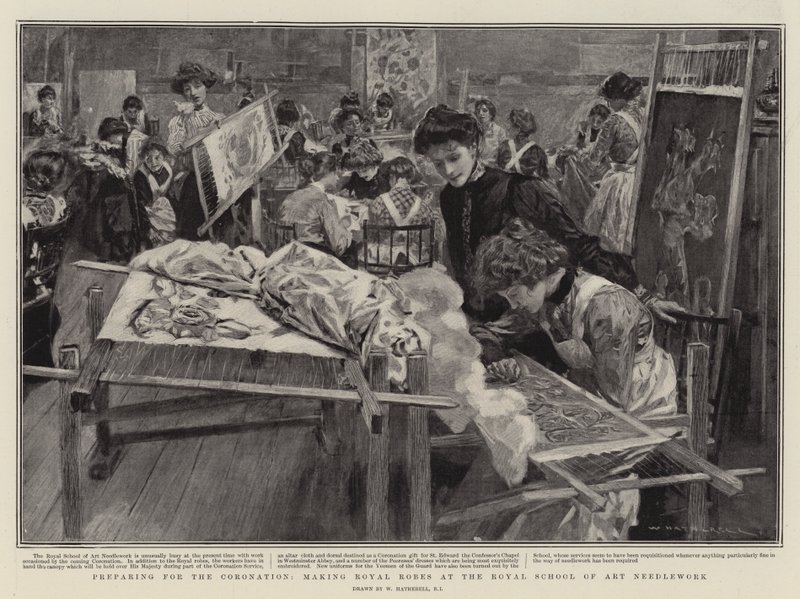 Förbereder för kröningen, gör kungliga dräkter på Royal School of Art Handarbete av William Hatherell