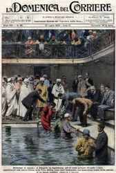 Massdop: I Glasgow, Skottland, döptes mer än hundra personer, medlemmar av den nya True Bible Church, i den kommunala poolen. Illustration av Beltrame. La Domenica del Corriere. 22/07/1928.