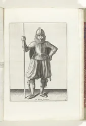Övningen med sköld och spjut: soldaten i vila med spjutet i hand och skölden på ryggen (nr 1), 1618 Nassausche Wapen-Handelinge, van Schilt, Spies, Rappier ende Targe : avbildad av figuren och inställd efter den nya ordningen [av] (