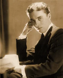 Porträtt av Charlie Chaplin