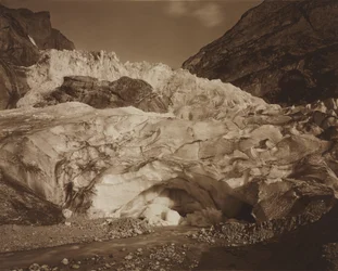 Schweiz. Grindelwald, övre glaciären, källan till Lutschine