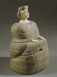 Statuett av en gudinna klädd i en kaunakes, känd som Prinsessan av Baktrien, 3:e årtusendet f.Kr.
