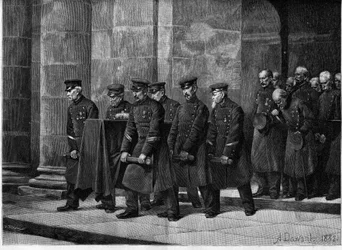 Begravningen av en funktionshindrad person. Franska soldater som bär en soldats kista under hans begravning i soldatkyrkan (Saint Louis des Invalides) i Paris. Gravyr efter målningen av Albert Pierre Dawant (1852-1923) i "" The Illustrous Worl