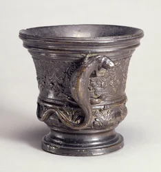 Mortel med handtag i form av en ödla, ca 1500 (brons)