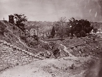 Ruinerna av R & P Railroad Bridge, Richmond, ca. 1865.