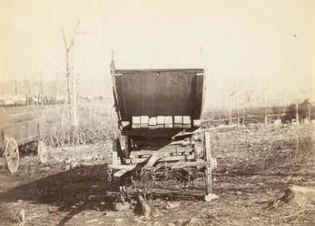 Utan titel, [Field Telegraph Battery Wagon]