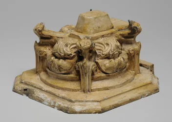 En av 9 maquetter för Sam Wilson Chimneypiece, c.1908-14 (gips & shellack)