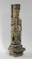 En av 9 maquetter för Sam Wilson Chimneypiece, c.1908-14 (gips & shellack)