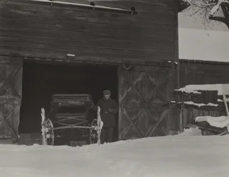 Lada, vagn och snö