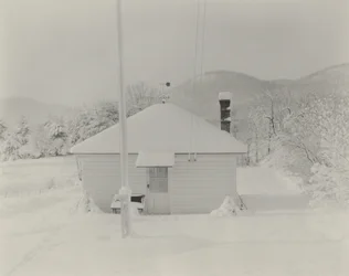 Den första snön och det lilla huset