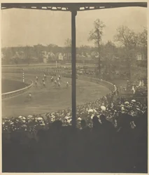 Går till posten, Morris Park, 1904.