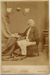 Horace Greeley (1811-72), amerikansk politiker och tidningsredaktör, foto av J H Kent, Brockport, New York (albumfoto)