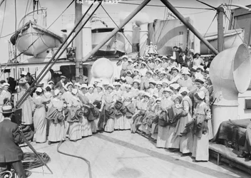 På Röda Korset, 1914