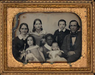 Porträtt av en familj,1860-talet (foto)
