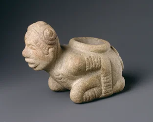 Kneeling Prisoner Effigy Pipe, från Mississippi