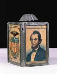 Lincoln Lantern användes för presidentkampanjen, 1864 (plåt och glas med färg)