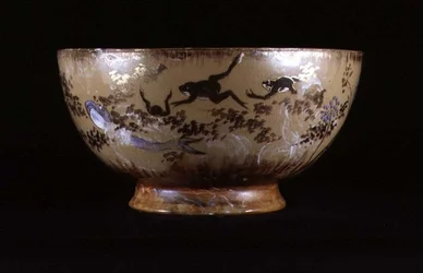 Punch Bowl gjord med metoden "klistra in på pasta", från Rookwood-fabriken i Cincinnati, Ohio