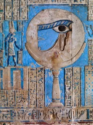 Horus öga. Taket i Hathortemplet, Dendera, 50-48 f.Kr.