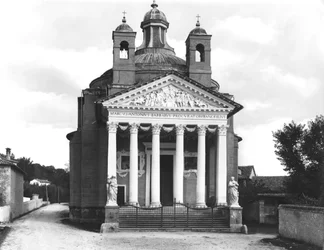 Tempiettofasaden på Villa Barbaro, uppförd 1580-84