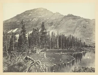 Sjön vid början av Bear River, Uintah Mountain