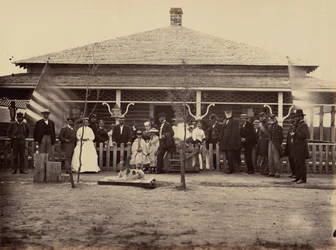 Plansch 11. General Grant och sällskap vid Fort Sanders,1869 (foto)