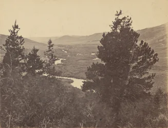 Plåt 14. Great Laramies dalgång, från bergen,1869 (foto)