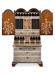 Bureau-kabinett, Vizagapatam, c.1720-30 (elfenben, teak, ebenholts och sköldpaddsskal)