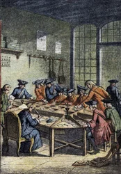 Postkontorets historia: ett sorteringsrum under Ludvig XV:s styre (1700-talet). Detalj av "" Le petit journal"" från 1920-04-15. Privat samling
