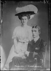 Storhertiginnan Marie Pavlovna Romanova (1890-1958) och Prins William av Sverige (1884-1965) - Storhertiginnan Maria Pavlovna och Prins Wilhelm, hertig av Södermanland - Anonym. Fotografi, c. 1910.Privat samling