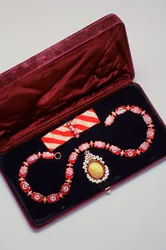 Den osmanska dynastins orden: halsband och hänge - början av 1900-talet