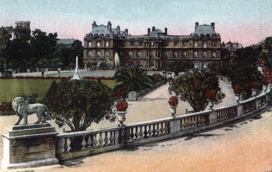 Paris: Palais och Jardin du Luxembourg. Fotografi från 1920 i "" Artistic Album"" av staden Paris. Privat samling.